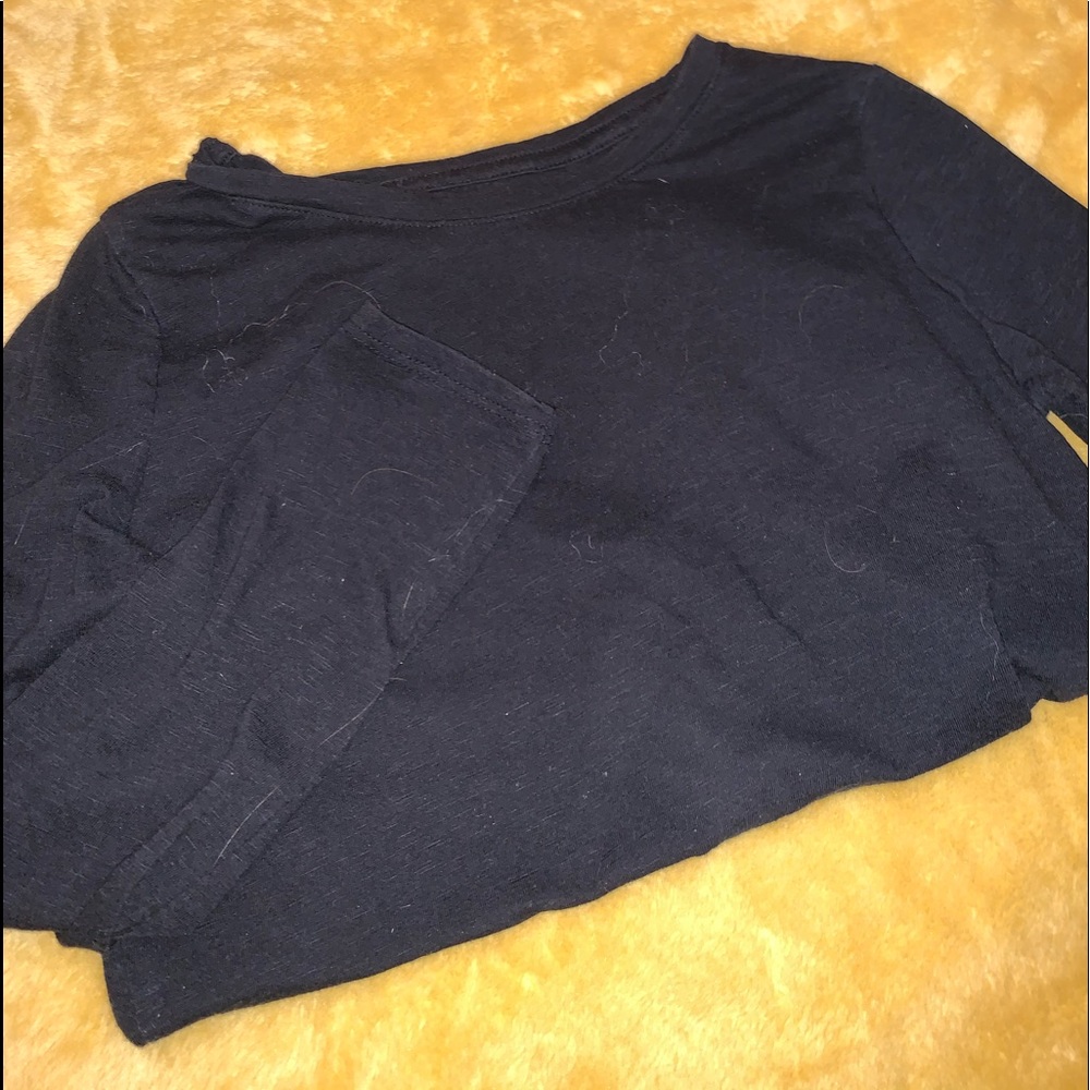 Long sleeve shirt.